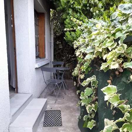 Maison Quai De La Fontaine Plus Parking Nimes Exterior photo